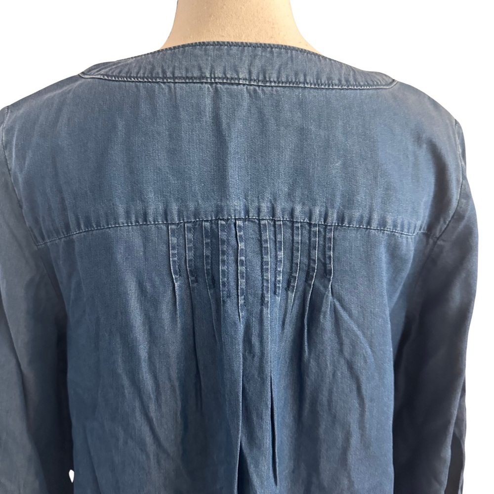 Caffe Marrakesh chambray denim henley top NWT - Picture 4 of 8